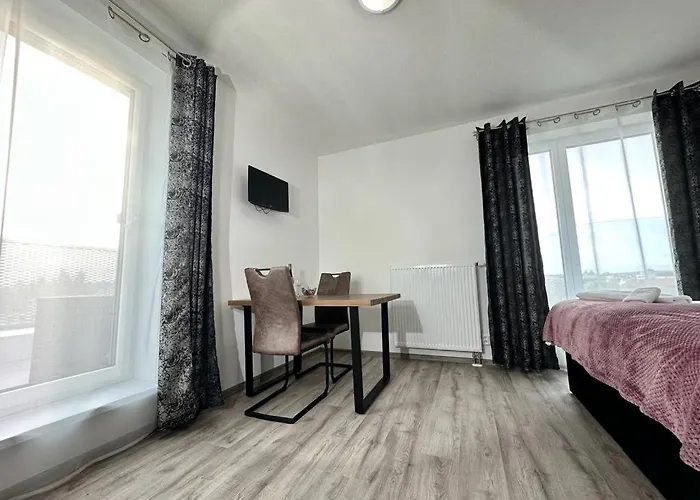 Sky 503 Apartment Plzen