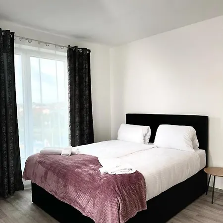 Sky 503 アパート